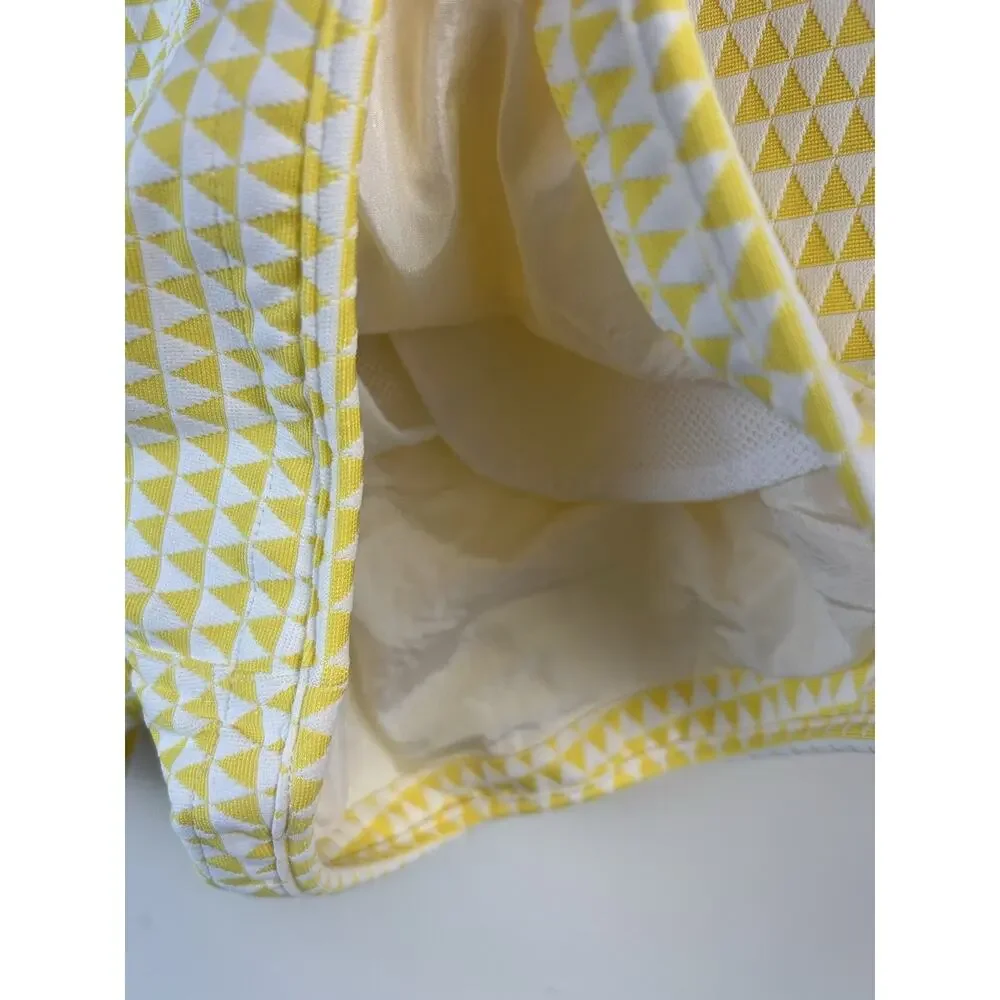 Casa Del Mar Mens Swim Trunks Shorts Yellow White Geometric Shorts Sz XL